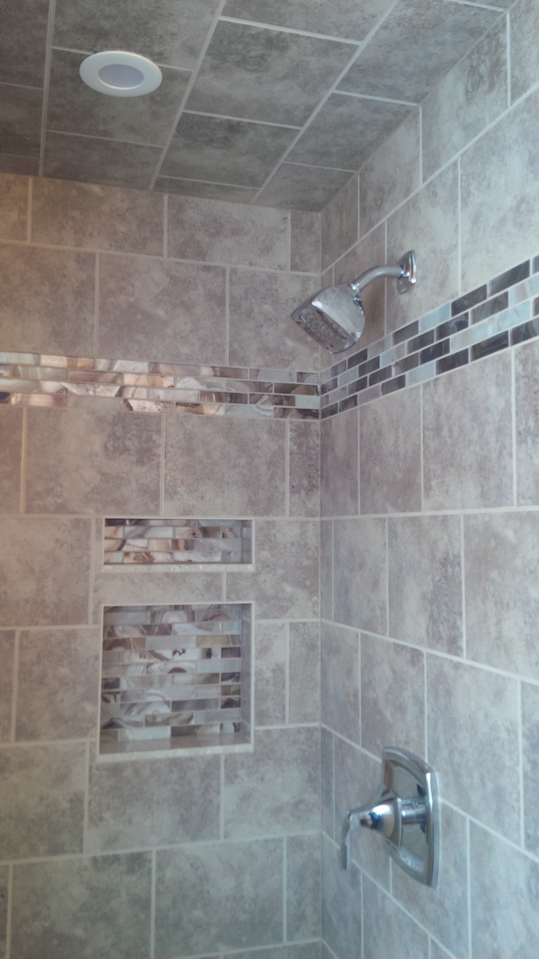 Bathrooms/Shower2.jpg