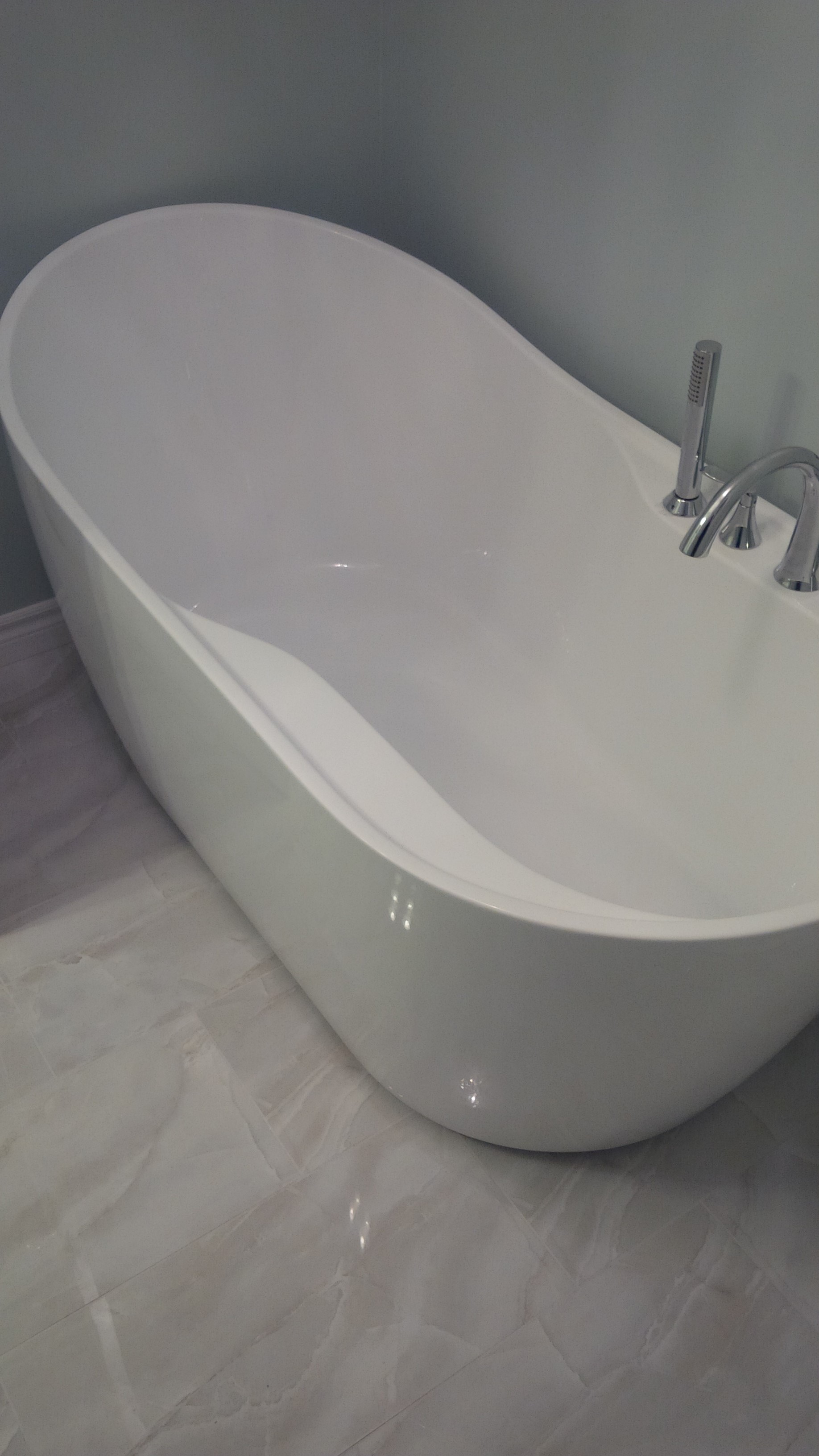 Bathrooms/Tub4.jpg